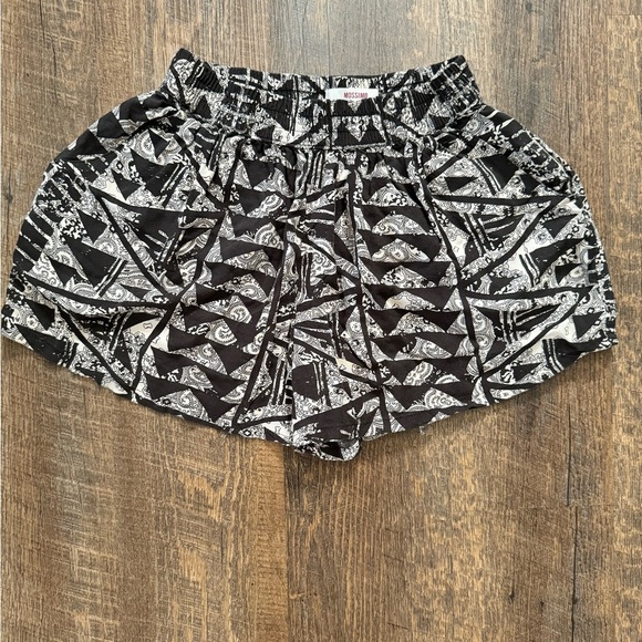 Pants - Womens Shorts